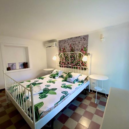 Casa Delle Grazie Apartment Сиракуза Екстериор снимка